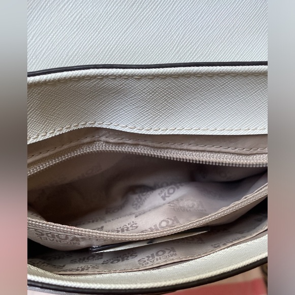 MICHAEL BY MICHAEL KORS PURSE - Picture 13 of 17